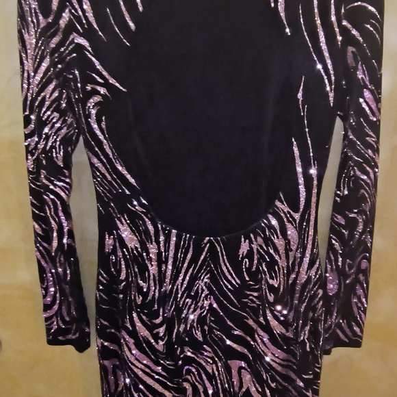 Dress - Cocktail Dress - Picture 3 of 6